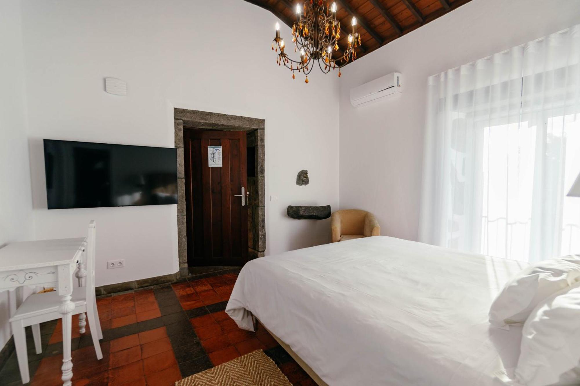 ポンタ・デルガダ Senhora Do Carmo Charm House Bed & Breakfast エクステリア 写真